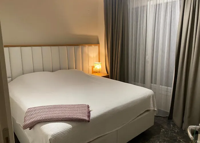 Apartman Lili's & Maxi's Néa Péramos