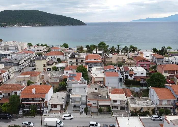 Lili's & Maxi's * Néa Péramos